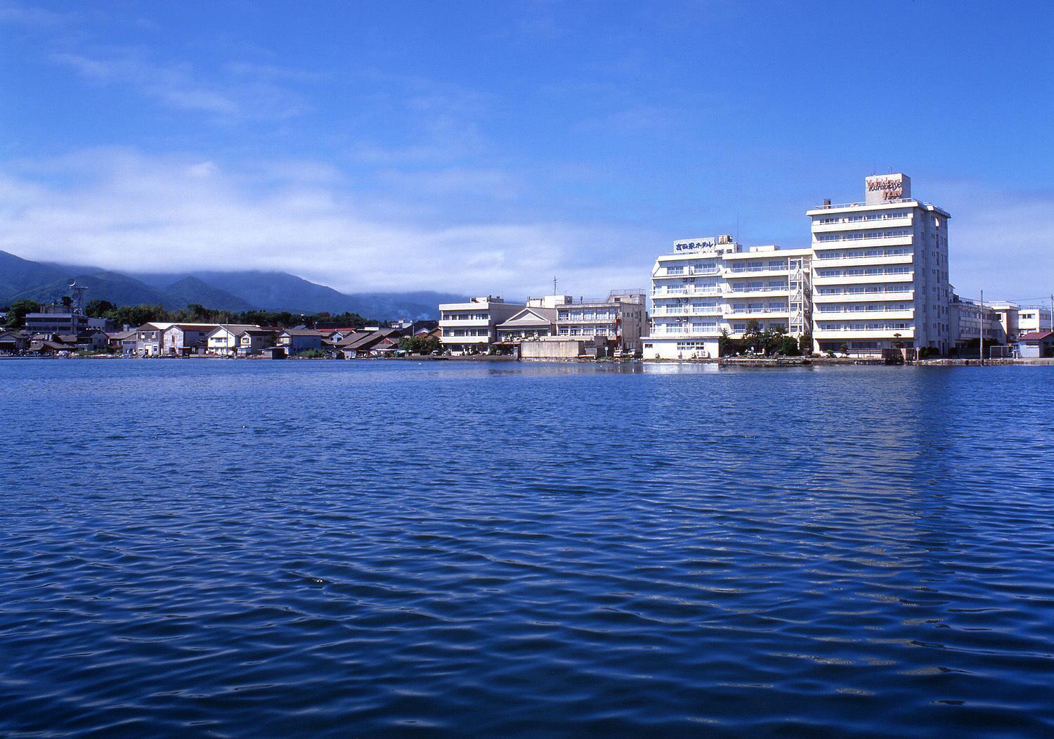 湖畔の宿 吉田家 佐渡市 エクステリア 写真